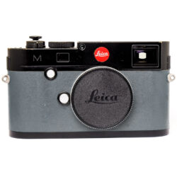 Leica M [Typ 240] Black paint, Blue Leather + Box