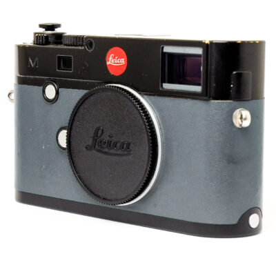 Leica M [Typ 240] Black paint, Blue Leather + Box - Image 4