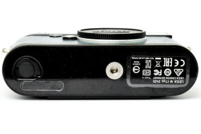 Leica M [Typ 240] Black paint, Blue Leather + Box - Image 6