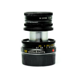 Leica 50mm F2.8 Elmar-M Collapsible Black +UV Filter