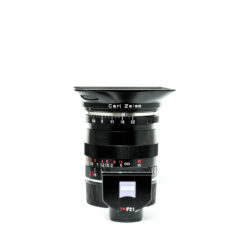 Zeiss 21mm F2.8 Biogon ZM + Viewfinder