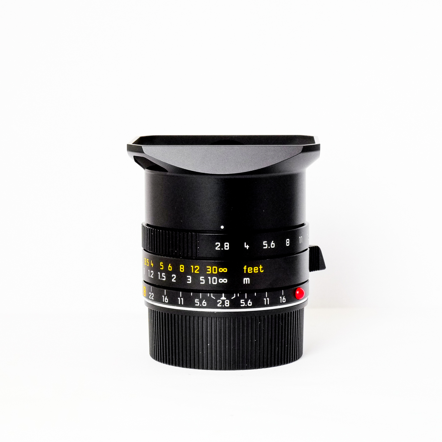 Leica 28mm F2.8 Elmarit-M ASPH 6 Bit Boxed