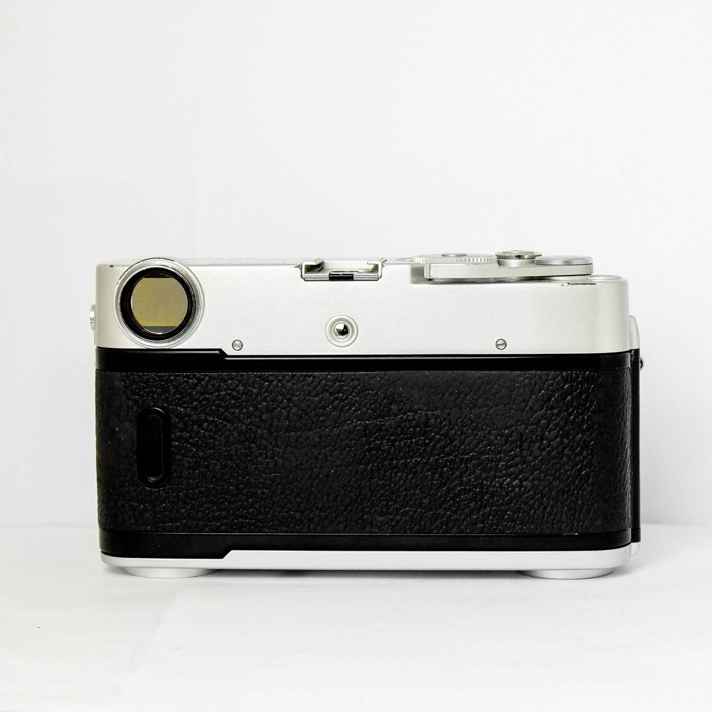 Zeiss Ikon ZM Camera Silver Boxed - Image 4