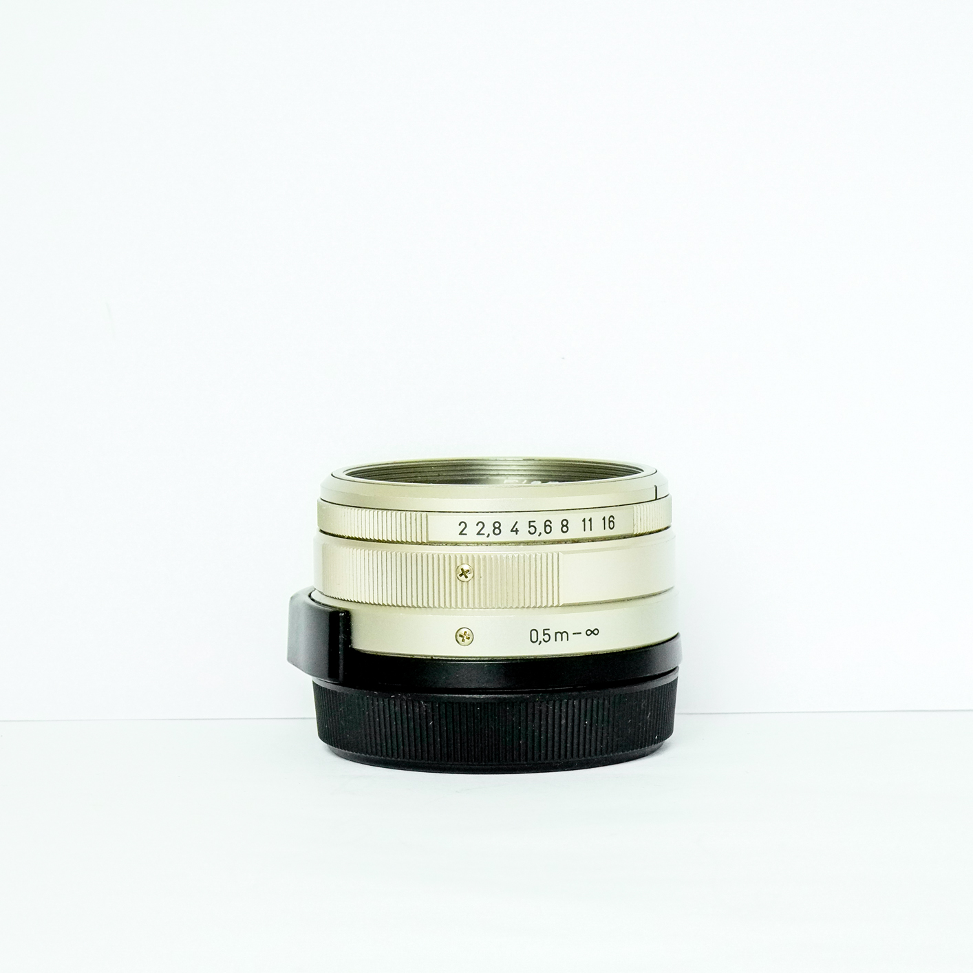 Contax G 35mm f/2 Carl Zeiss Plannar T*