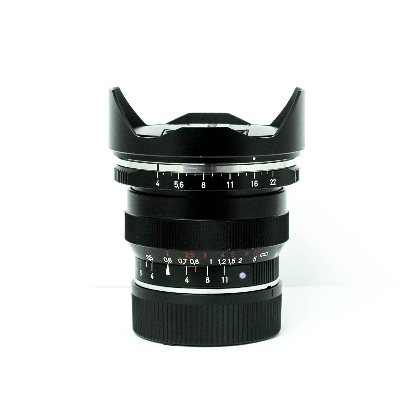 Zeiss 18mm F4 Distagon ZM + Hood