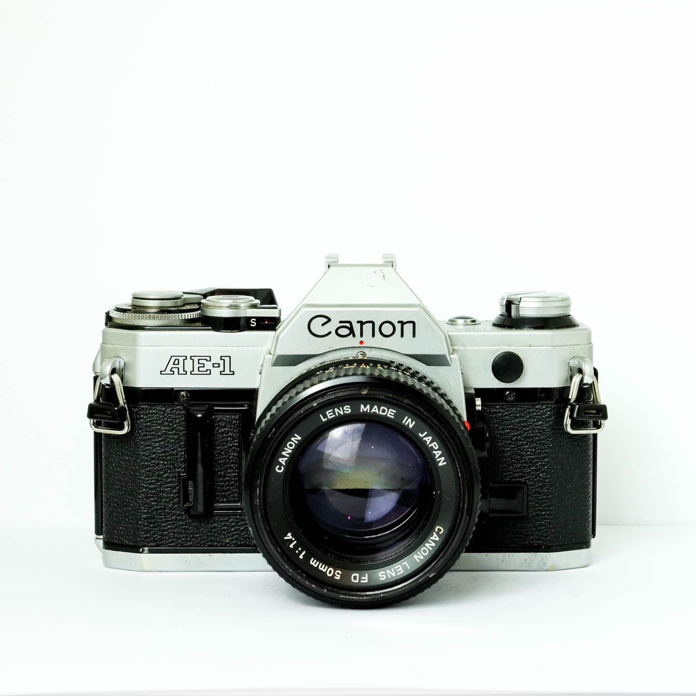 Canon AE1 + 50mm F1.4 FD Lens